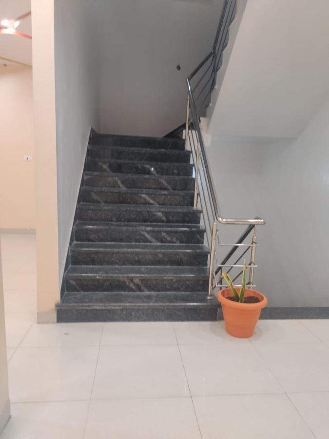 Hotel Hariram Tower Wardha المظهر الخارجي الصورة