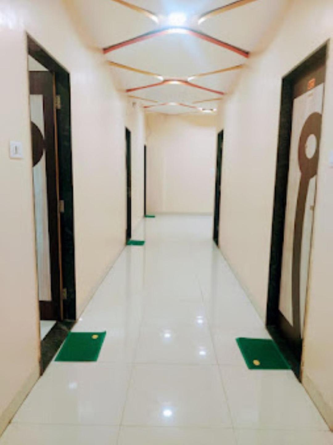 Hotel Hariram Tower Wardha المظهر الخارجي الصورة